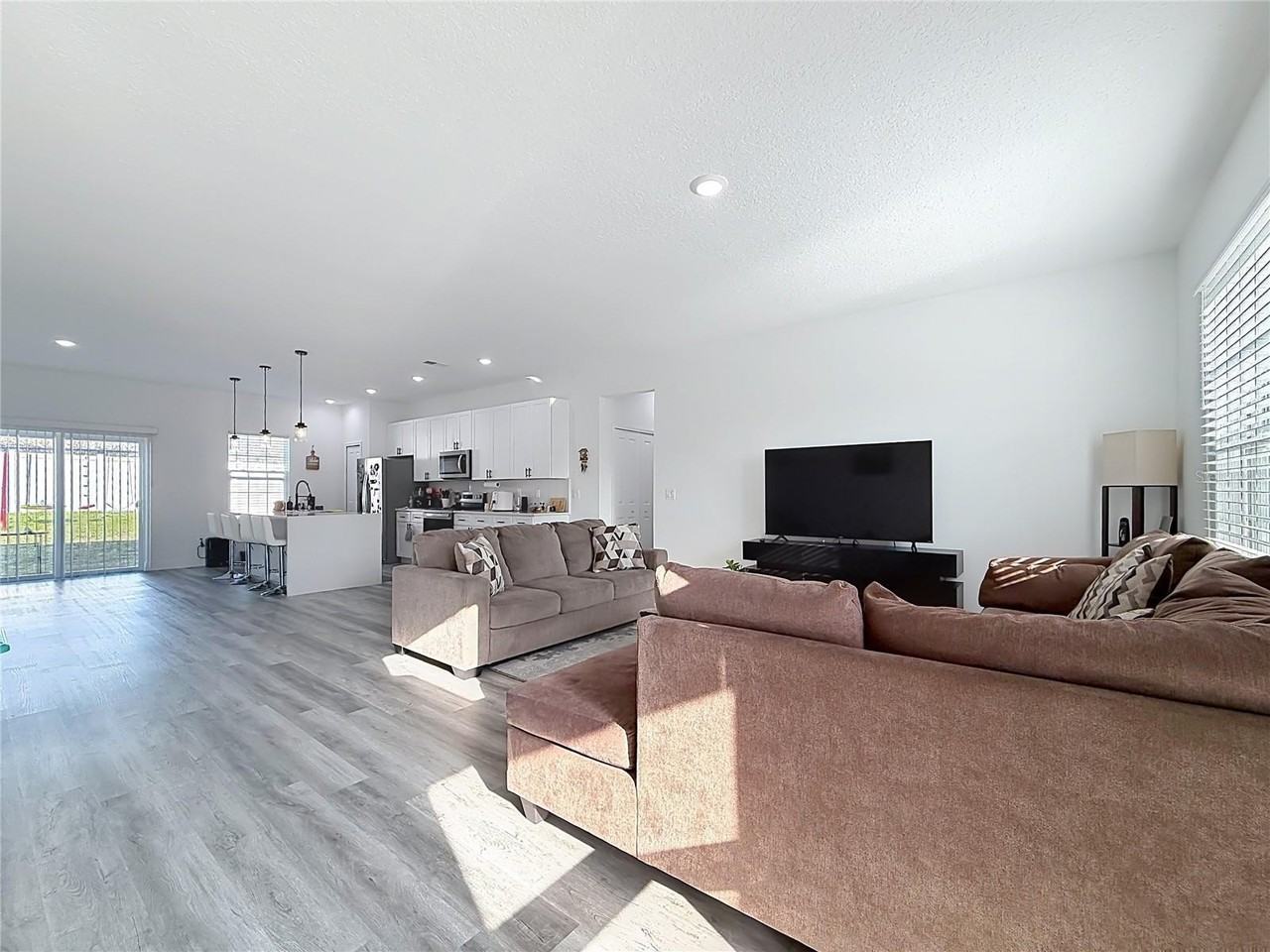 16950 Sw 42nd Avenue Rd - Photo 4 of 43