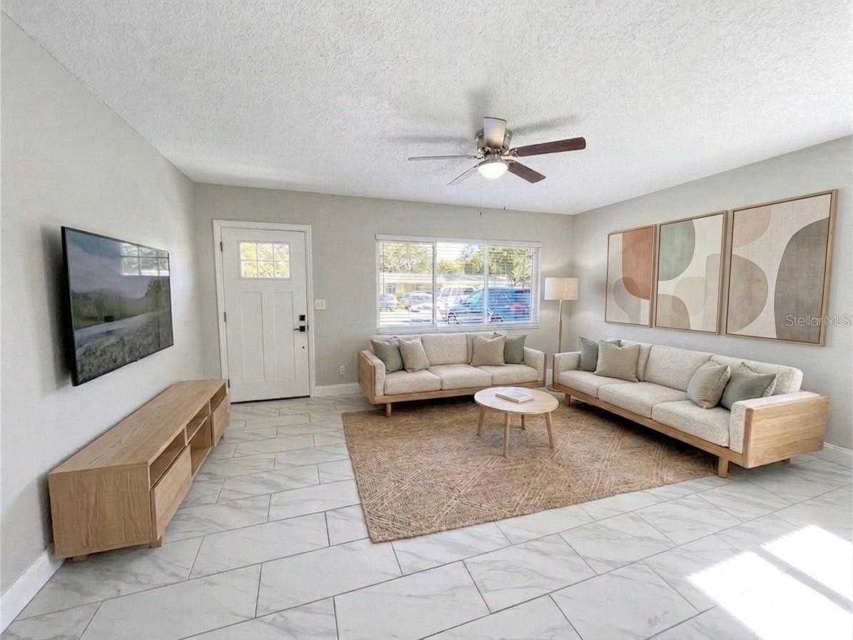 2893 Webley Dr - Photo 2 of 11