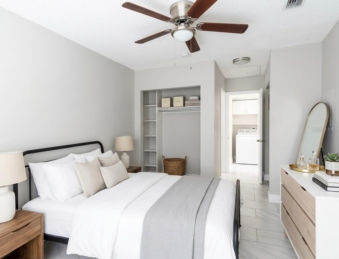 2893 Webley Dr - Photo 5 of 11