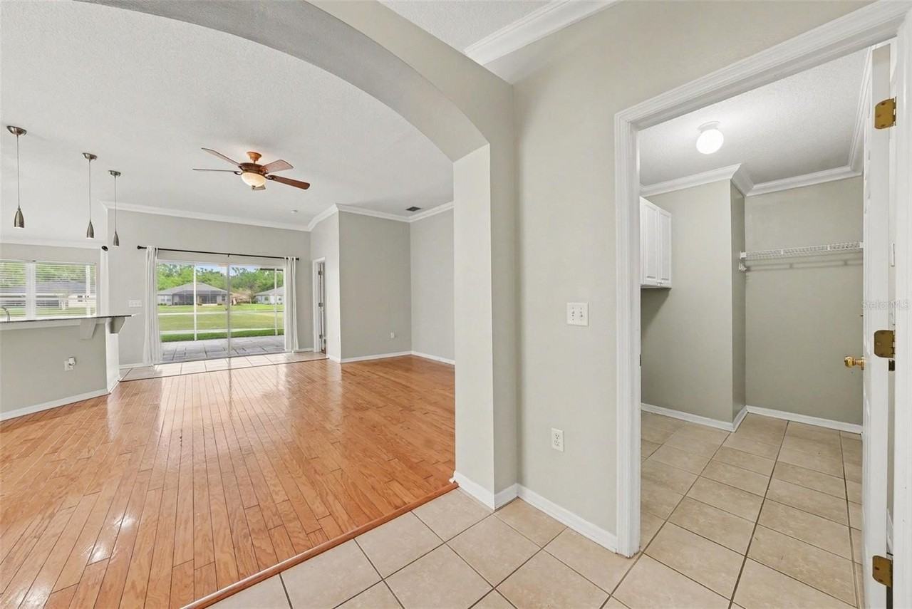 10225 Old Tampa Bay Dr - Photo 4 of 27