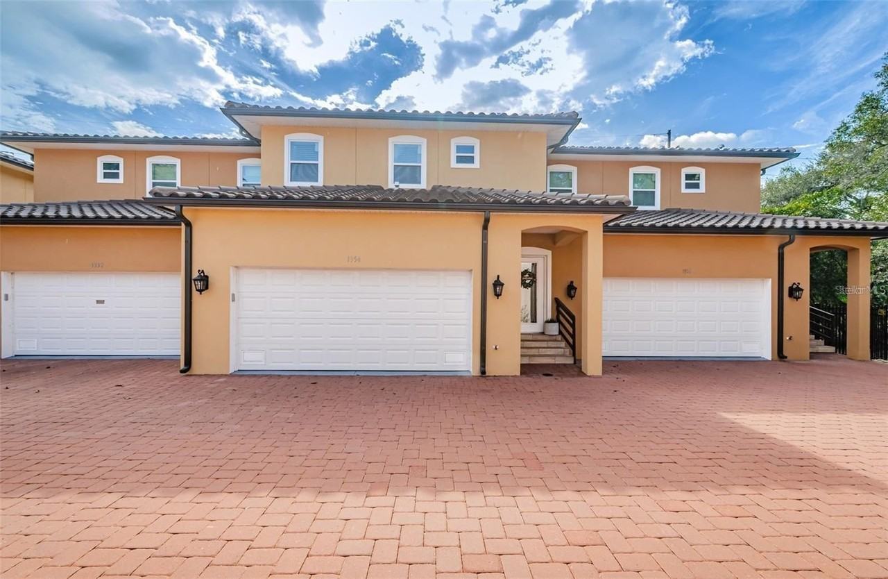 1954 Freedom Dr - Photo 2 of 31