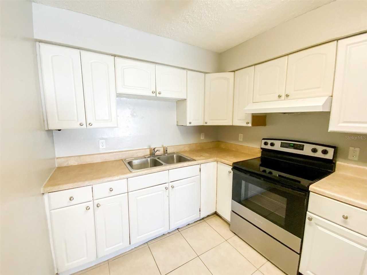 2205 Irene St #2 - Photo 6 of 16