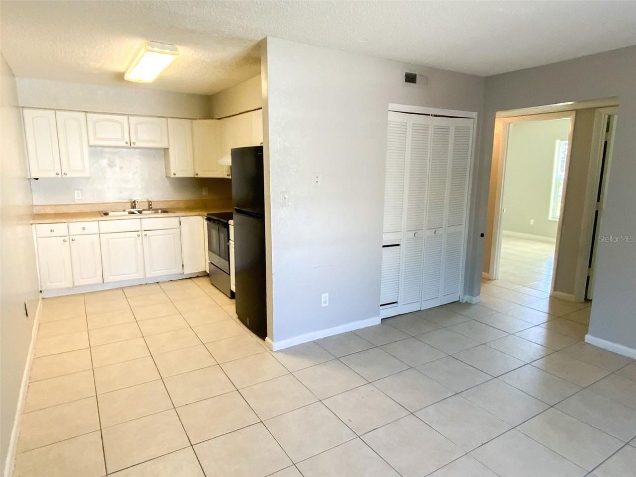 2205 Irene St #2 - Photo 7 of 16