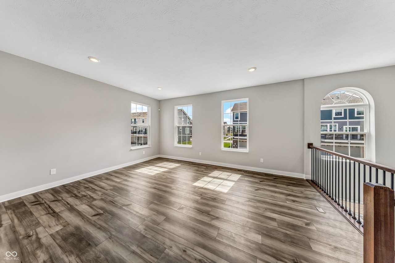 6988 Sunstone Pl - Photo 2 of 15