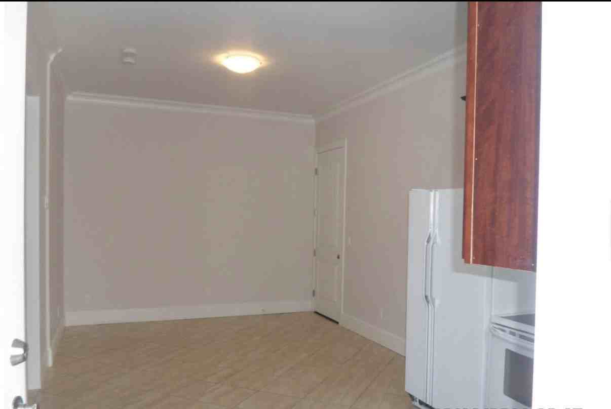 11680 Thorpe Rd - Photo 2 of 6