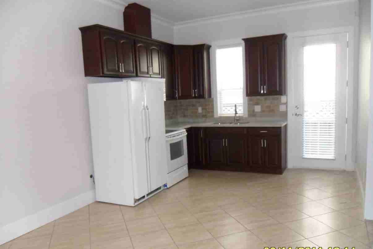 11680 Thorpe Rd - Photo 4 of 6