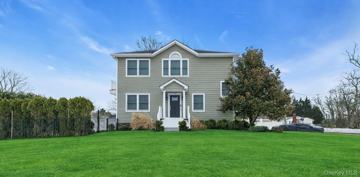 featured image of 300 Fiddler Ln