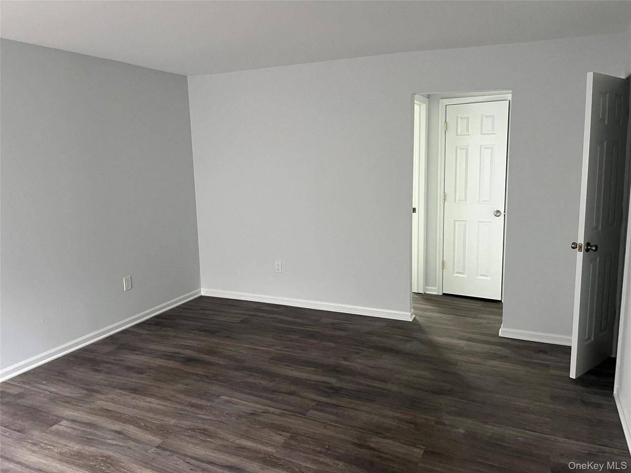 27 N Route 303 Apt 1 - Photo 4 of 6