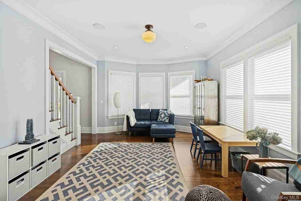 134A Montauk Hwy - Photo 6 of 16