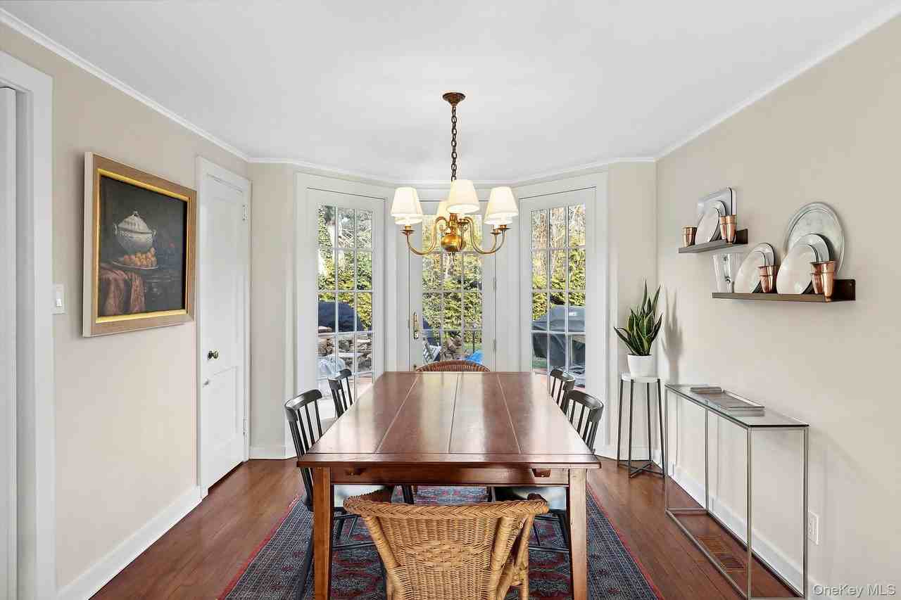 393 Hill St - Photo 5 of 13