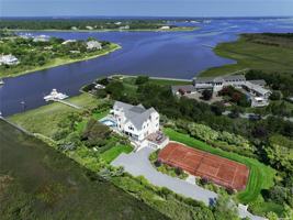 featured image of 157 Dune Rd