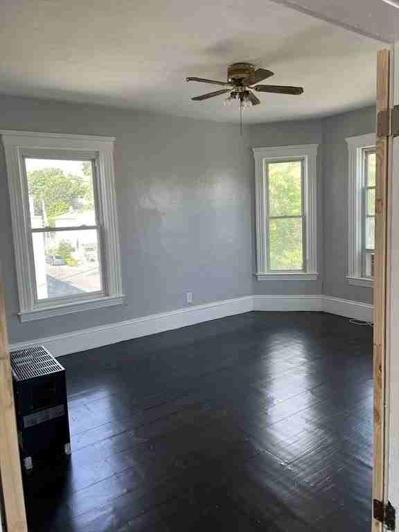 8 Knowlton Ave Apt 3 - Photo 3 of 13