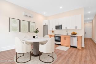 527 Bangs Ave #409 - Photo 1 of 1