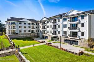 featured image of 298 Westwood Ave Unit 410