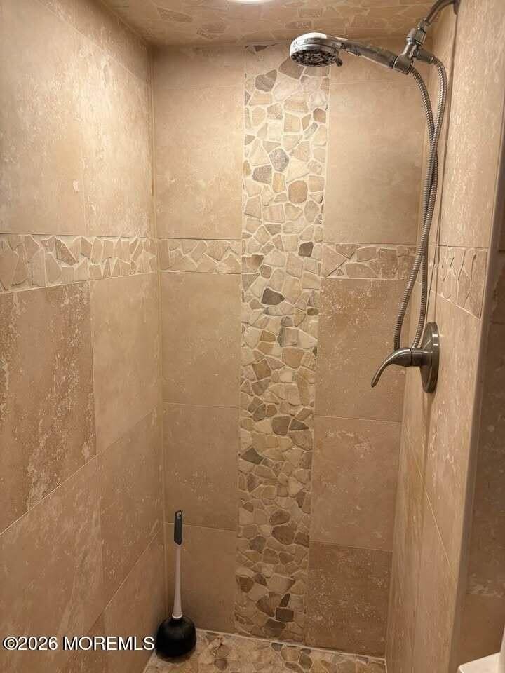 14 Main St Unit 12 - Photo 4 of 6