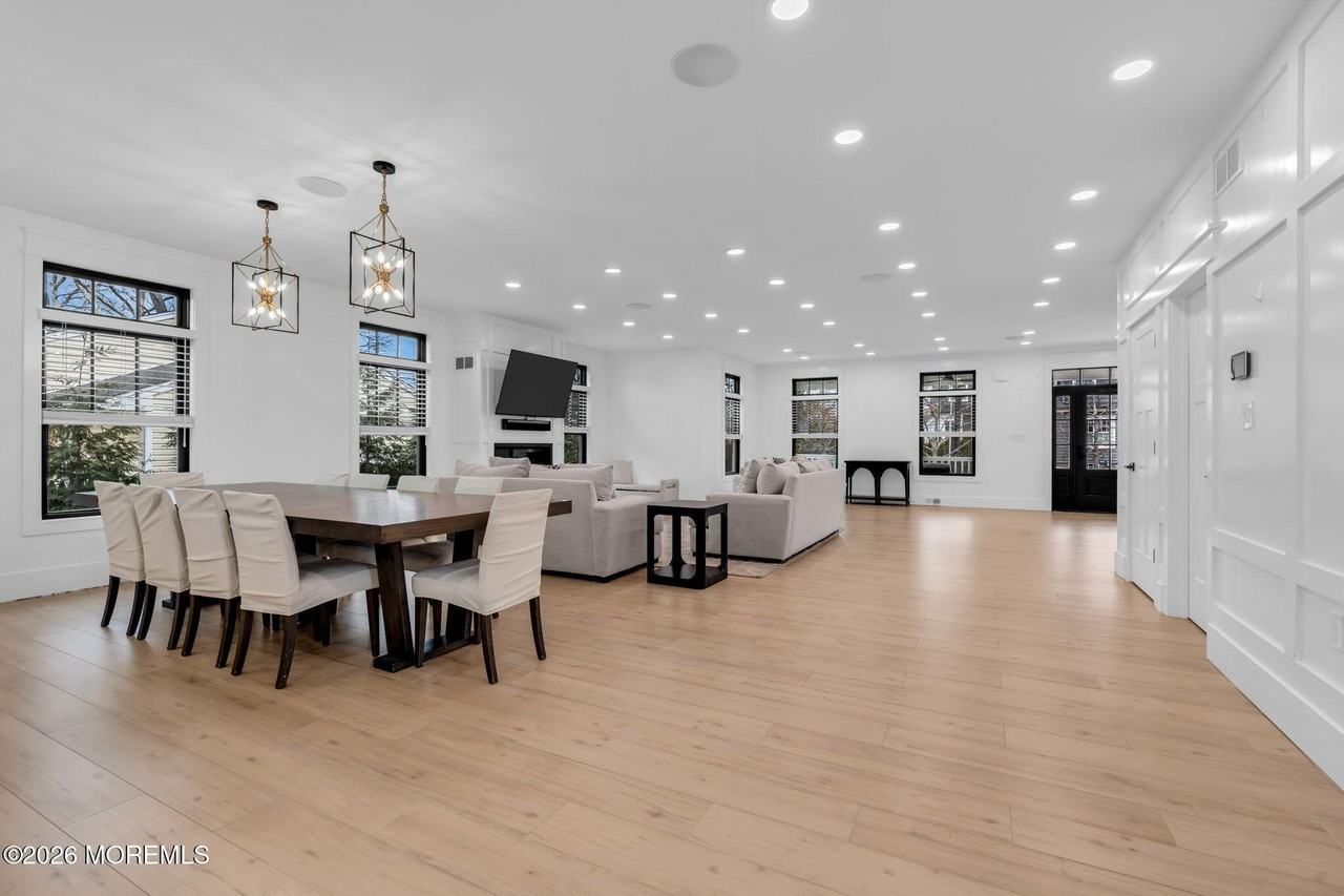 2017 5th Ave - Photo 7 of 34