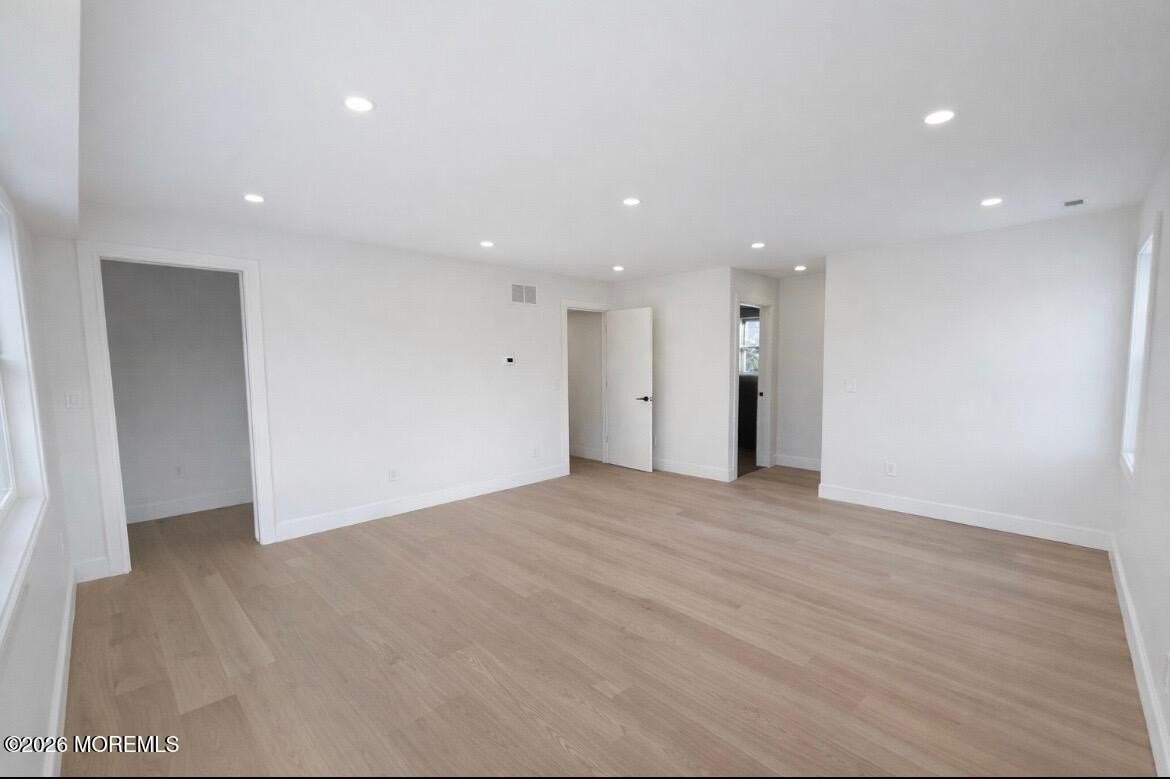 20 Roslyn Dr - Photo 7 of 13