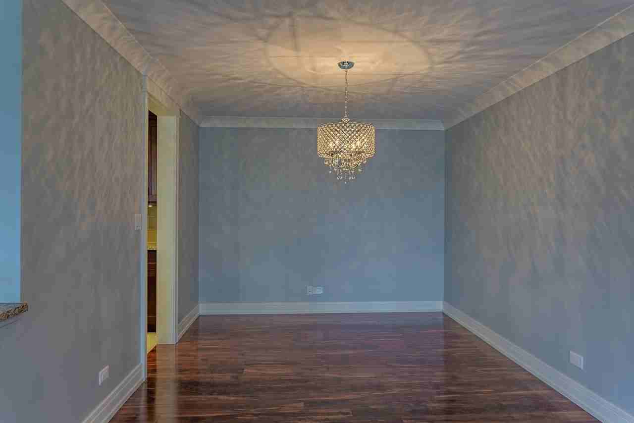 1615 E Central Rd Unit 401a - Photo 5 of 18