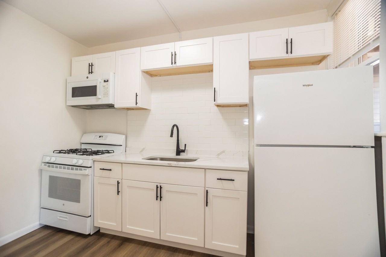 6405 N Hamilton Ave Apt 2 - Photo 6 of 12