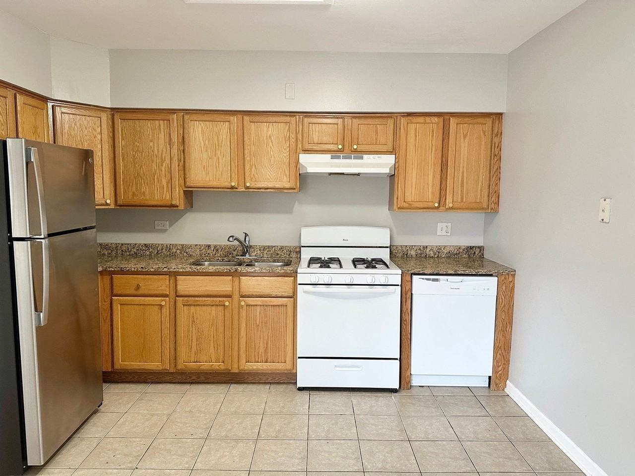 8656 S 84th Ct #3NW - Photo 4 of 14
