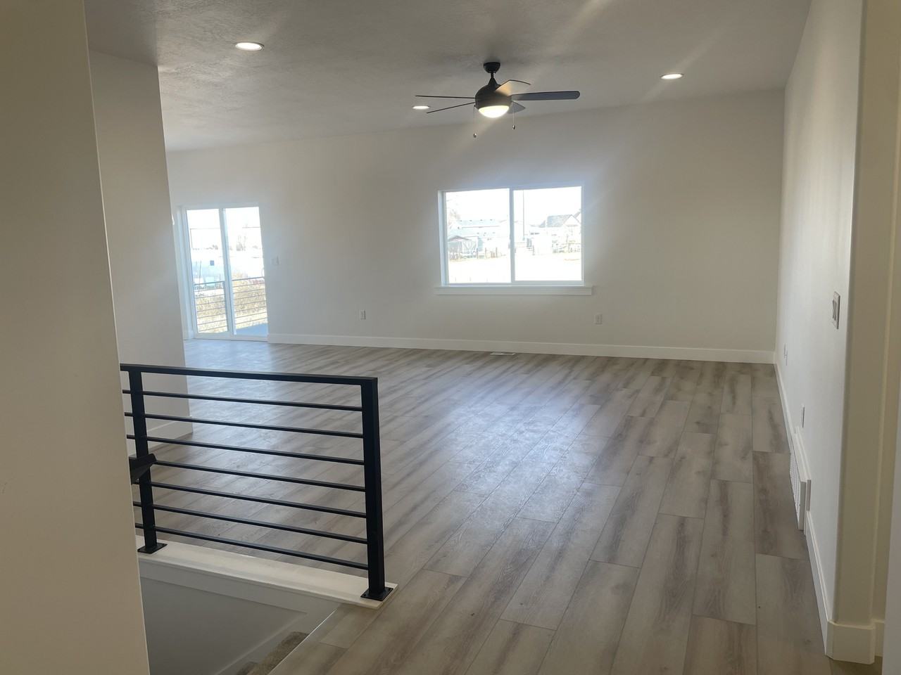 3634 S Macy Ln - Photo 3 of 12