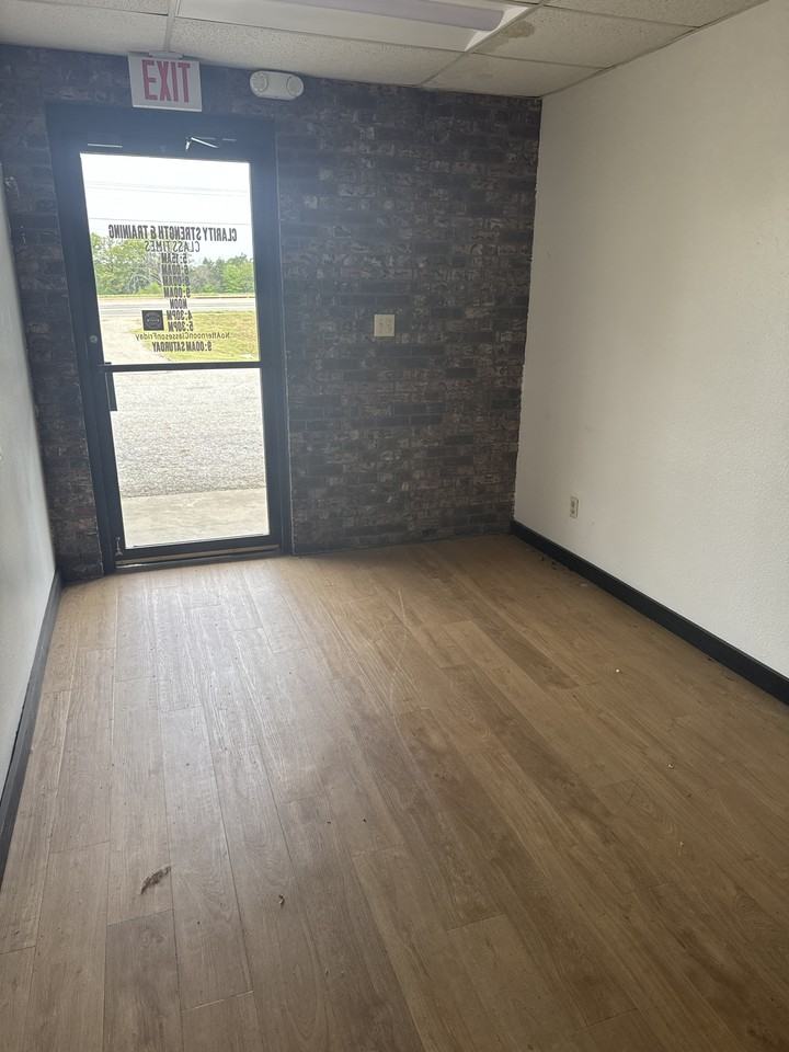 715 Texas 243 - 1 #1 - Photo 4 of 14