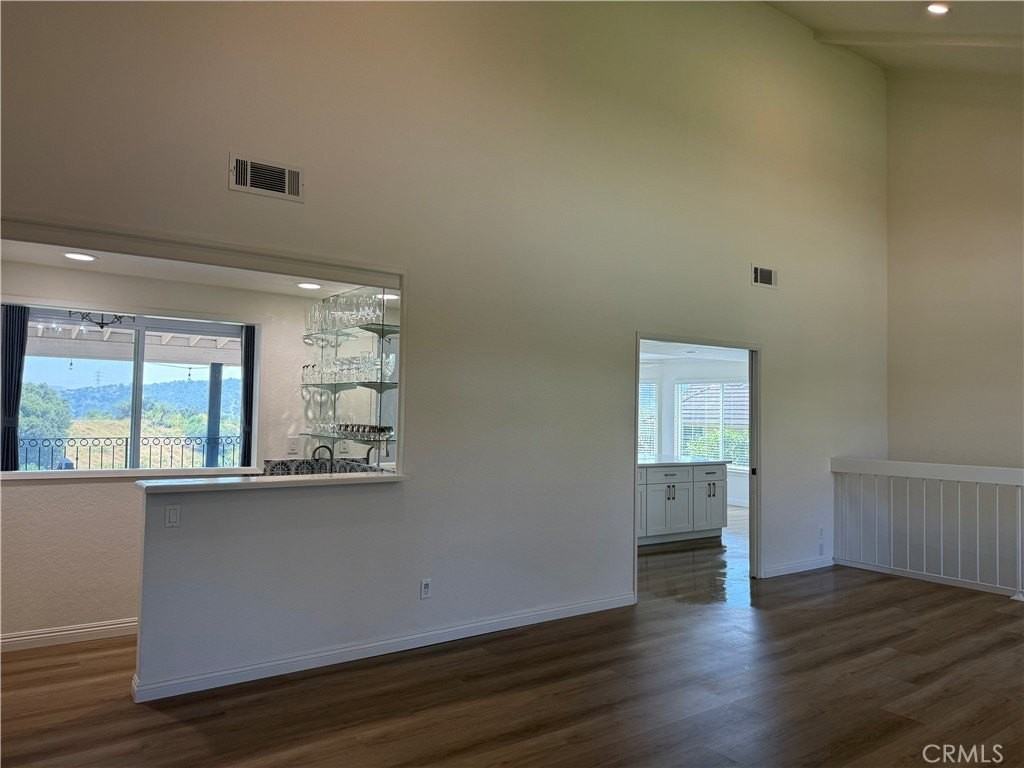 2684 Shady Ridge Ln - Photo 6 of 41
