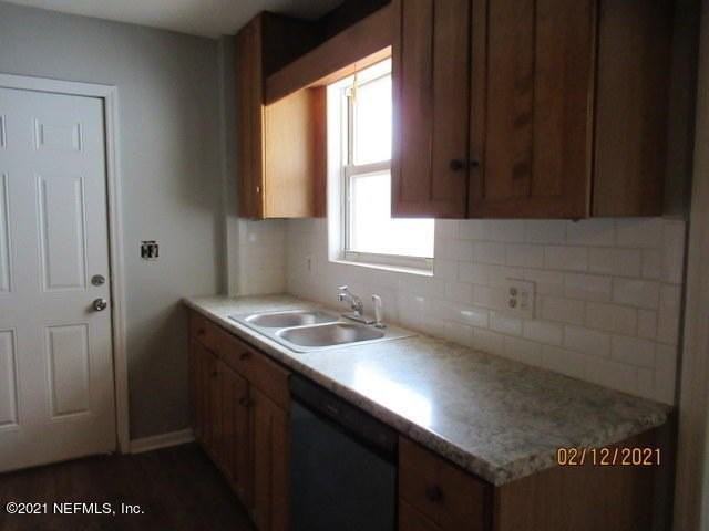 6123 Autlan Dr - Photo 5 of 22