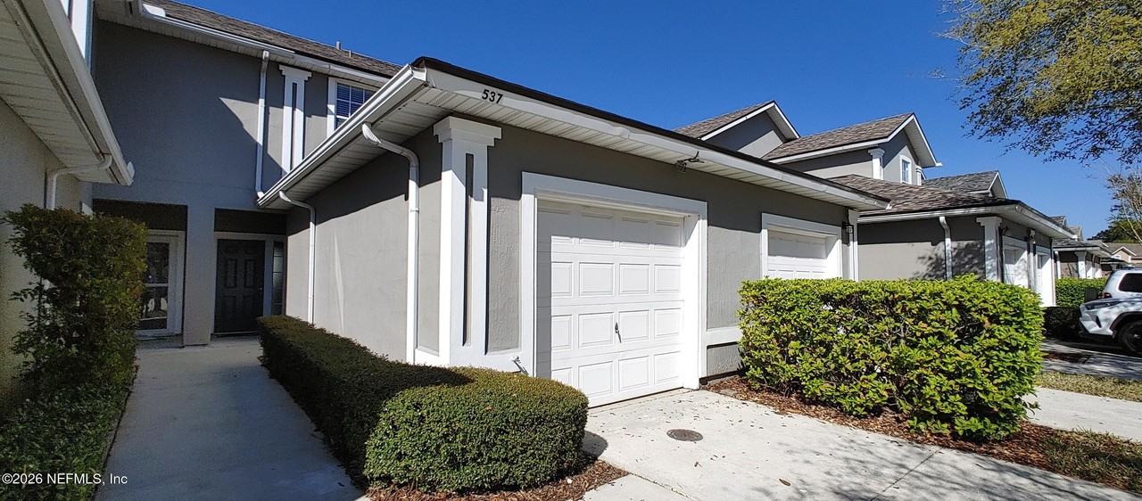 537 Scrub Jay Dr - Photo 3 of 12