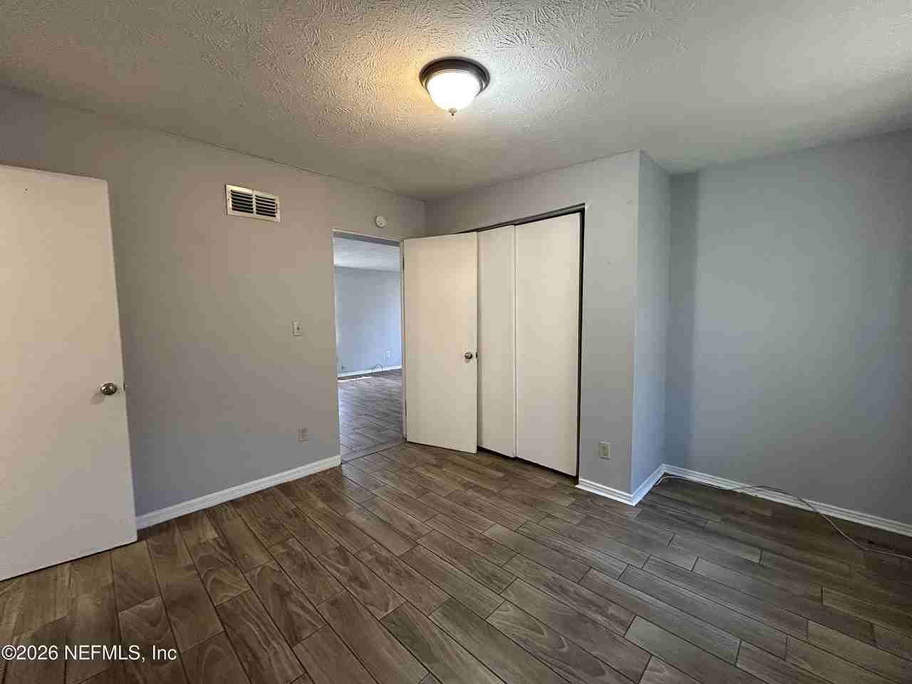 3248 Phyllis St - Photo 6 of 9