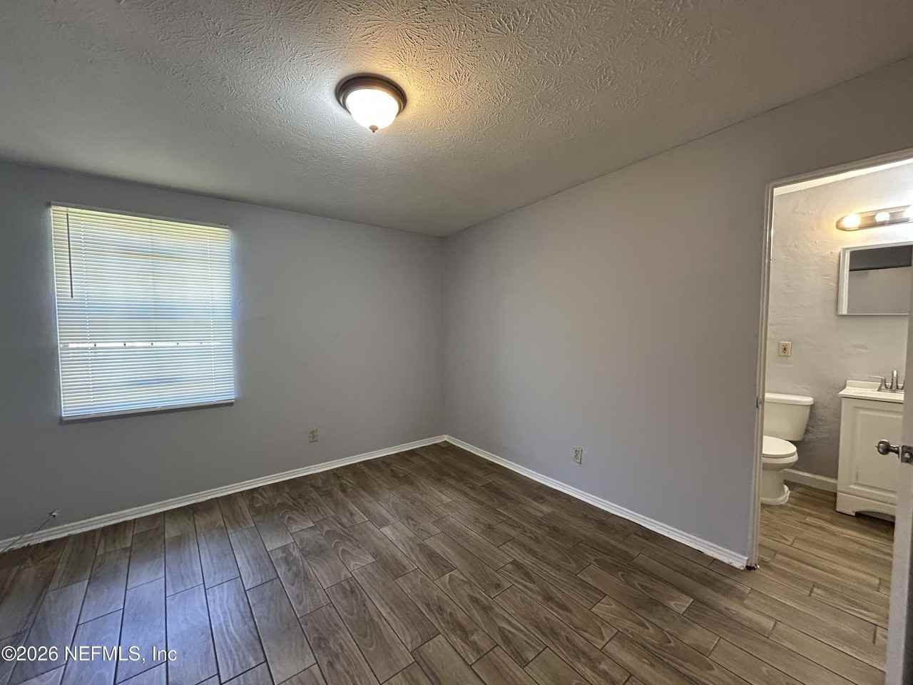 3248 Phyllis St - Photo 7 of 9