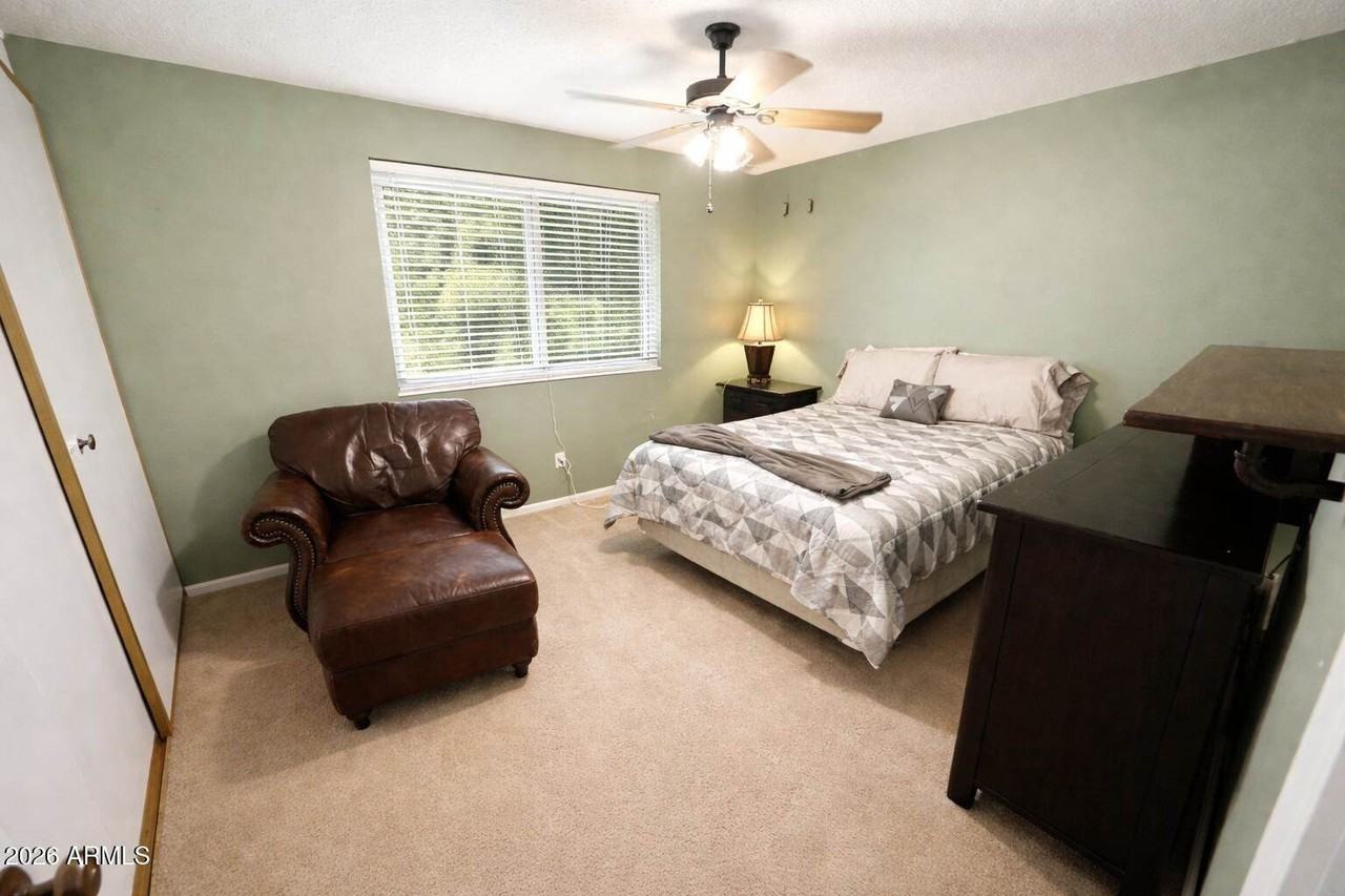 6441 E Butte St - Photo 3 of 4