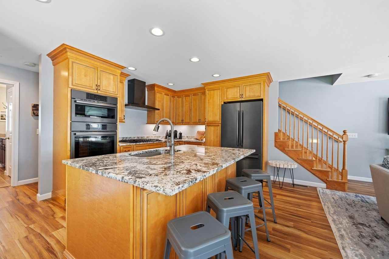 4 W Shore Dr - Photo 5 of 39