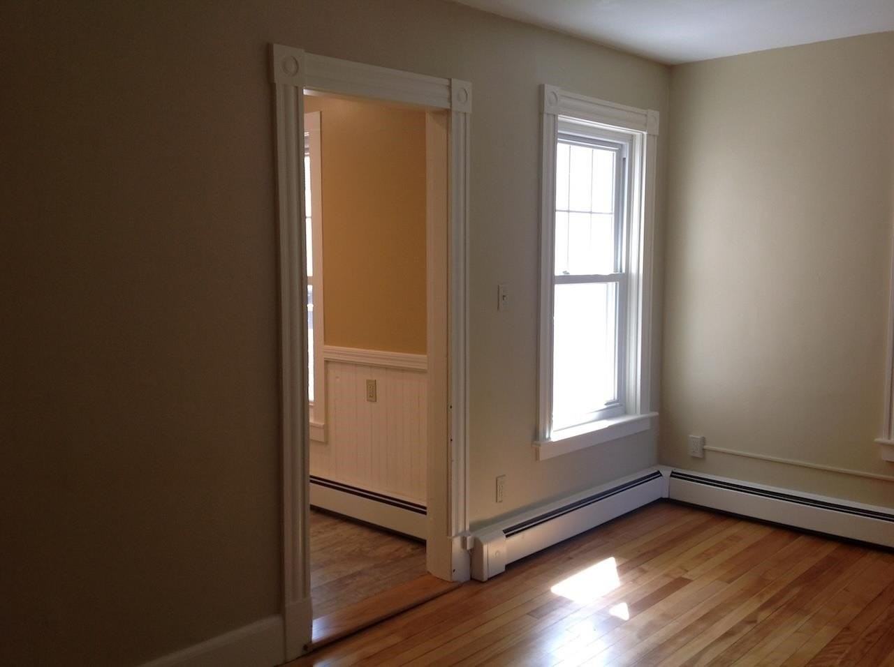 341 Court St #1 - Photo 4 of 12