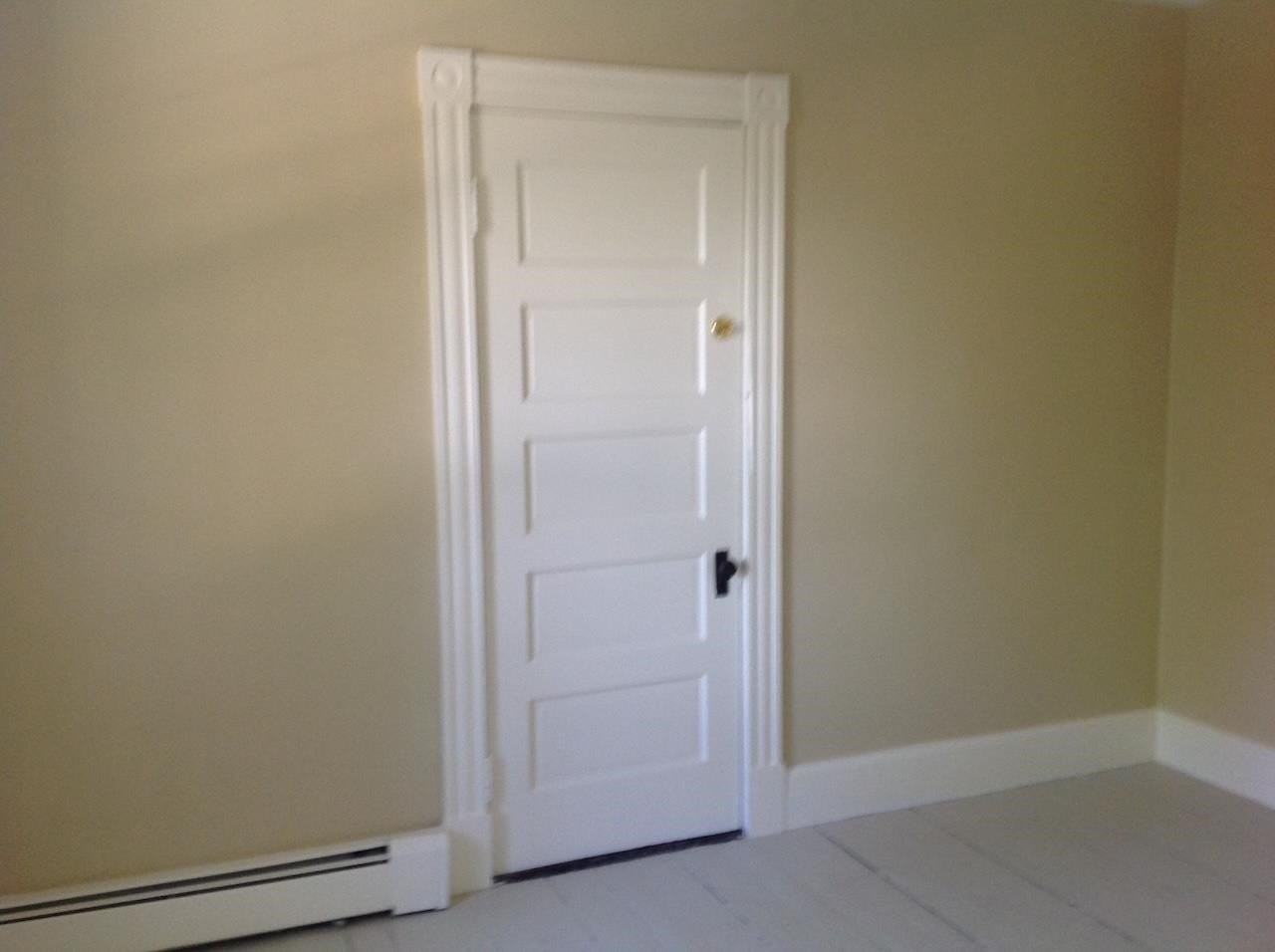 341 Court St #1 - Photo 5 of 12