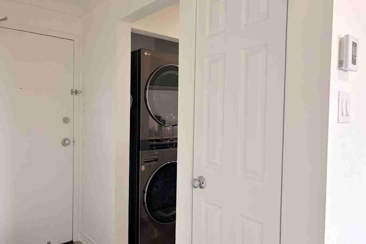 270 Brittany Drive #407 - Photo 3 of 30