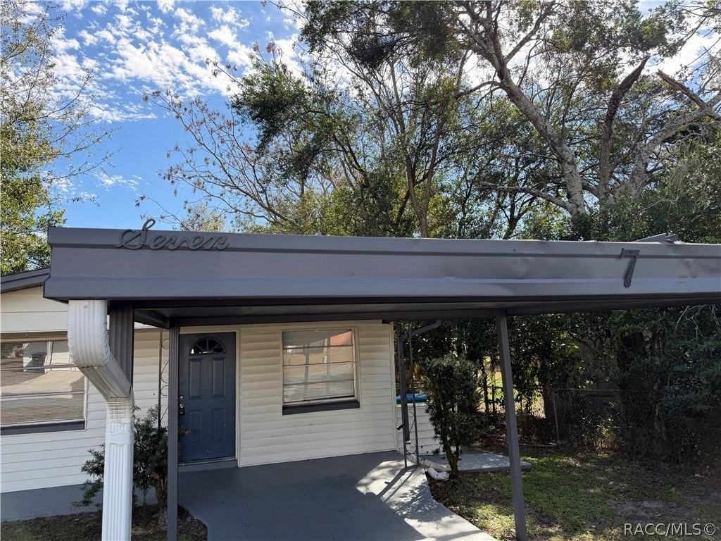 7 N Jackson St - Photo 2 of 50