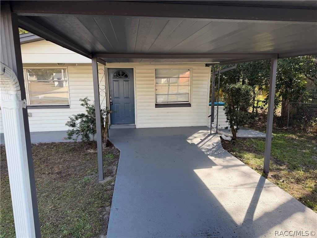 7 N Jackson St - Photo 3 of 50