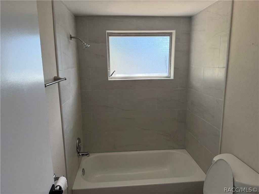 7 N Jackson St - Photo 5 of 50