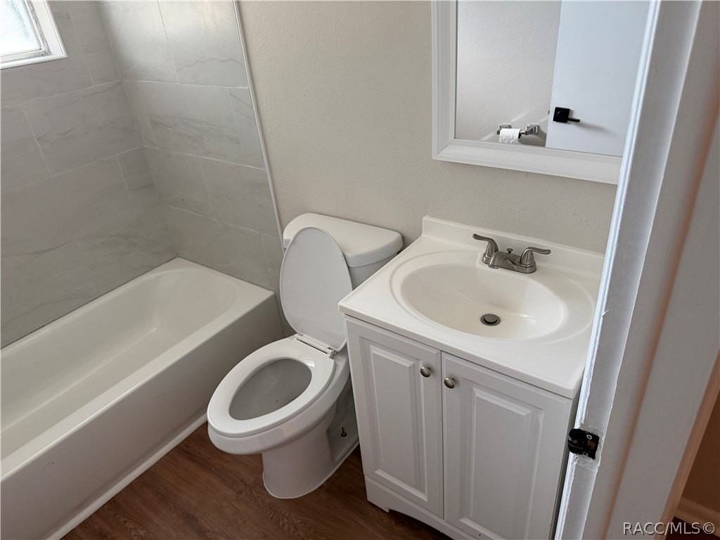 7 N Jackson St - Photo 6 of 50