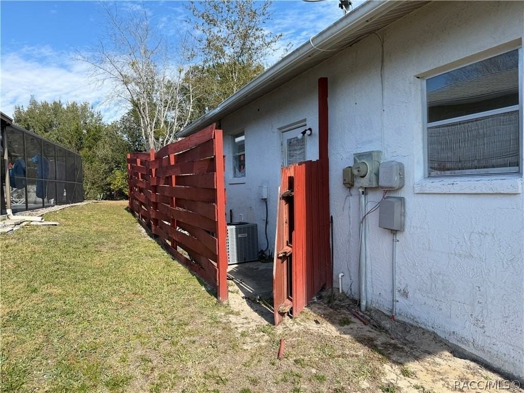 229 W Casurina Pl - Photo 4 of 10