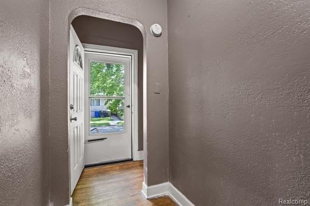 2375 Cabot St - Photo 4 of 25