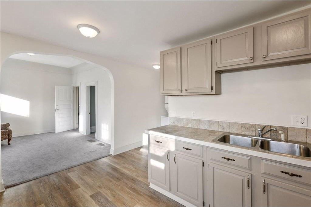 2617 2nd Ave S #2 - Photo 5 of 22