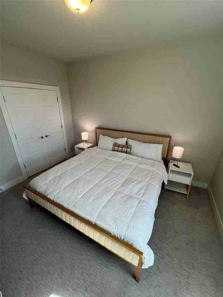 11204 Gadsen Ln - Photo 3 of 25