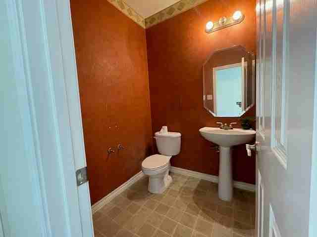 11712 Pheasant Creek Dr - Photo 5 of 35