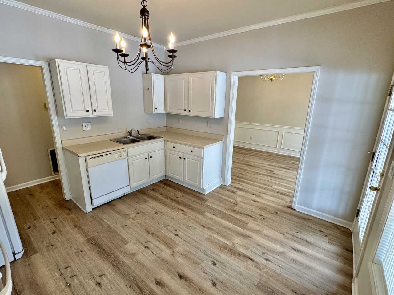 5115 Yellow Pine Dr #1 - Photo 3 of 27