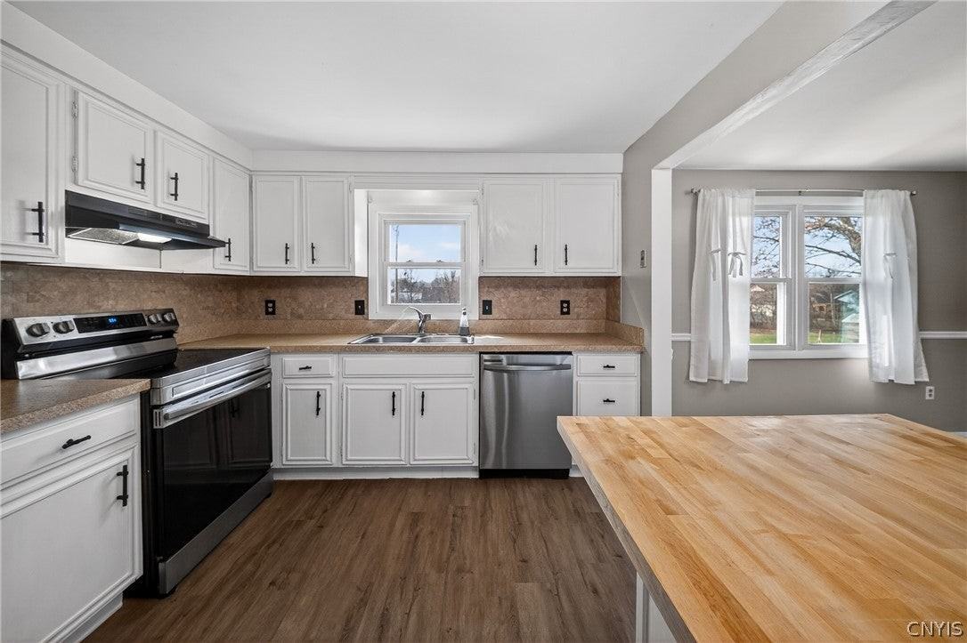 4843 Odonnell St - Photo 5 of 26