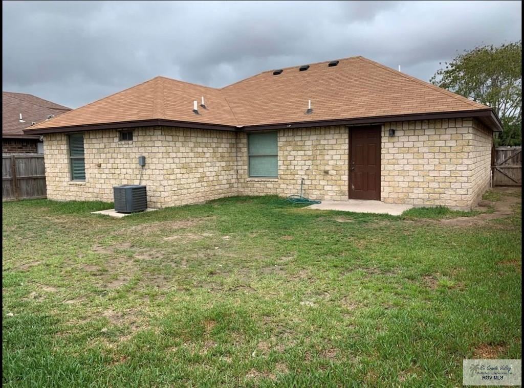 4783 Espinosa - Photo 3 of 12