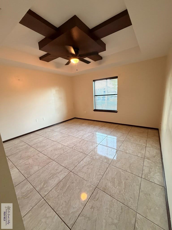 4783 Espinosa - Photo 5 of 12