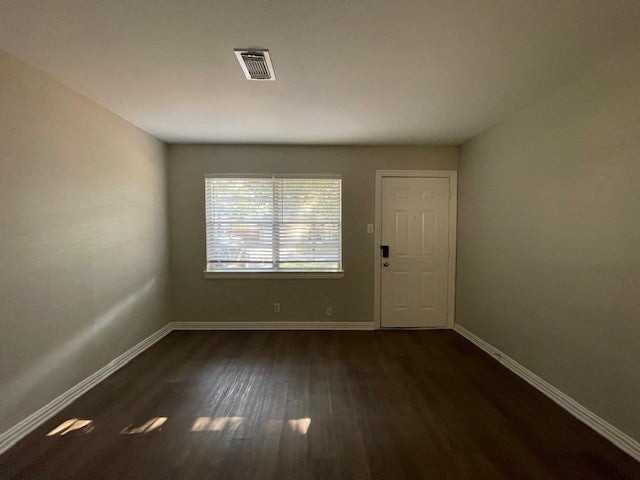 1329 Harrison Ln - Photo 5 of 19